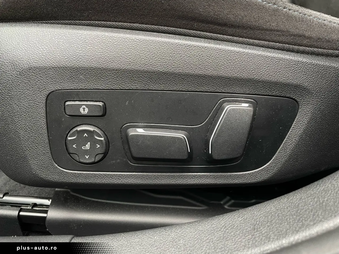 BMW M440i xDrive GC M Sport Pro    AHK 360  HUD