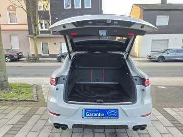 PORSCHE Cayenne Coupe Platinum Edition HUD PANO 360