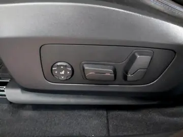 BMW X1 xDrive25e M HeadUp 360  ACC HK