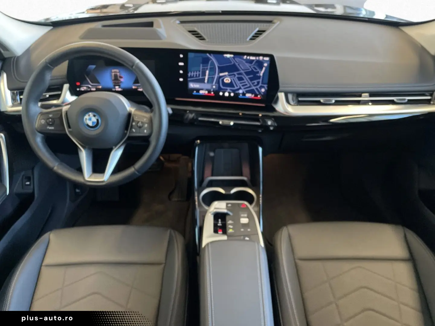 BMW X1 xDrive30e xLine  LED 360  H KH HUD