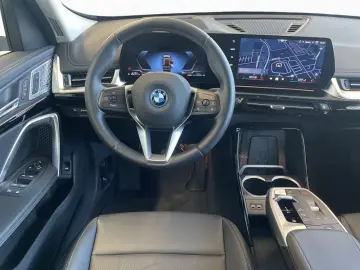 BMW X1 xDrive30e xLine  LED 360  H KH HUD