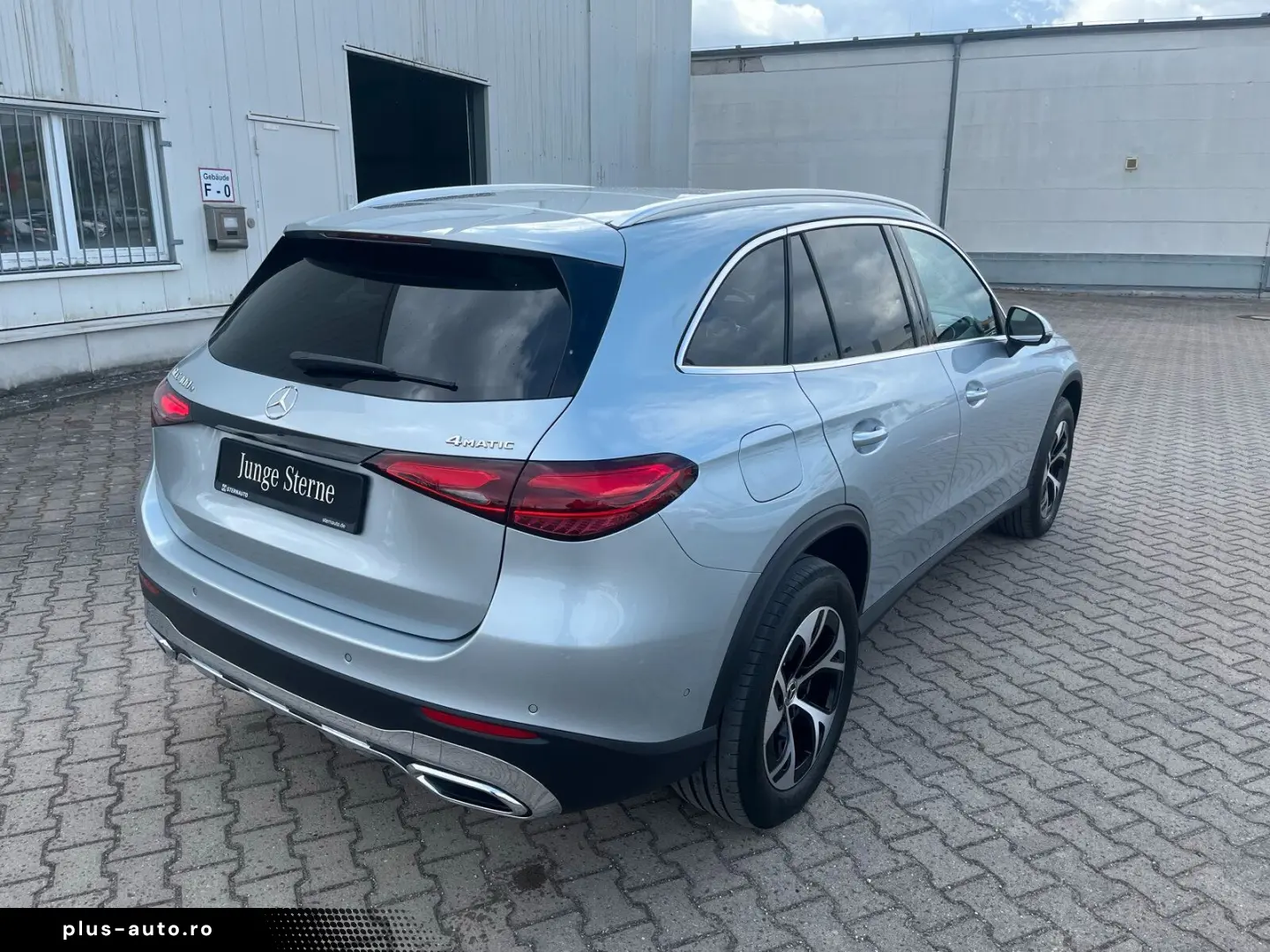 MERCEDES-BENZ GLC 300 e 4M Avantgarde Kamera LED
