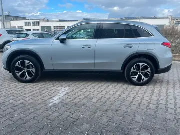 MERCEDES-BENZ GLC 300 e 4M Avantgarde Kamera LED