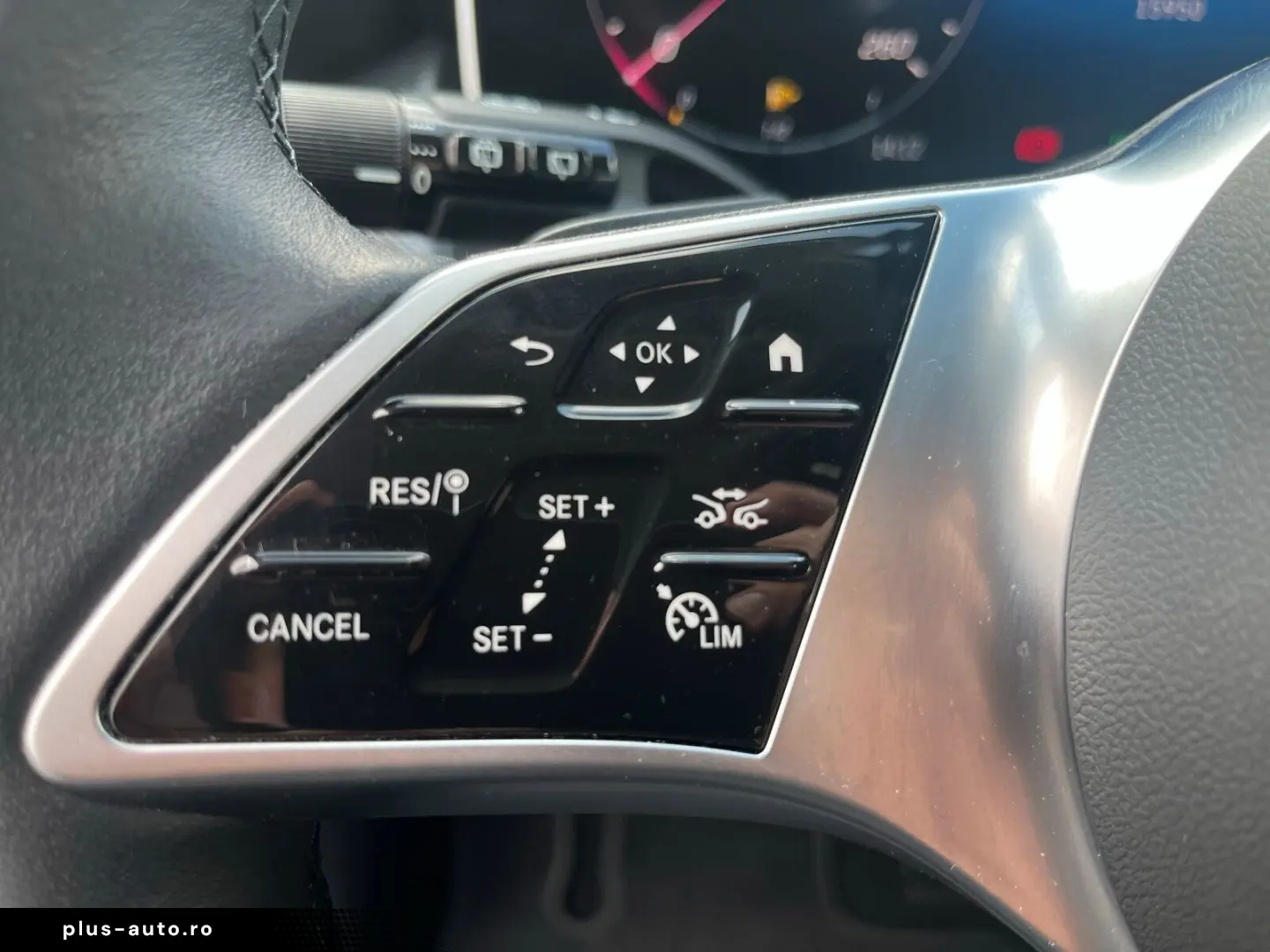 MERCEDES-BENZ GLC 300 e 4M Avantgarde Kamera LED