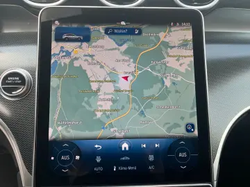 MERCEDES-BENZ GLC 300 e 4M Avantgarde Kamera LED