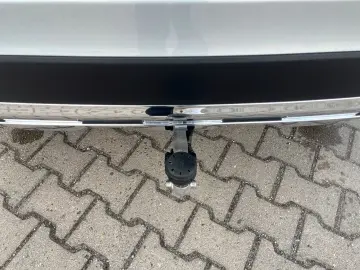 MERCEDES-BENZ GLC 300 e 4M Avantgarde Kamera LED