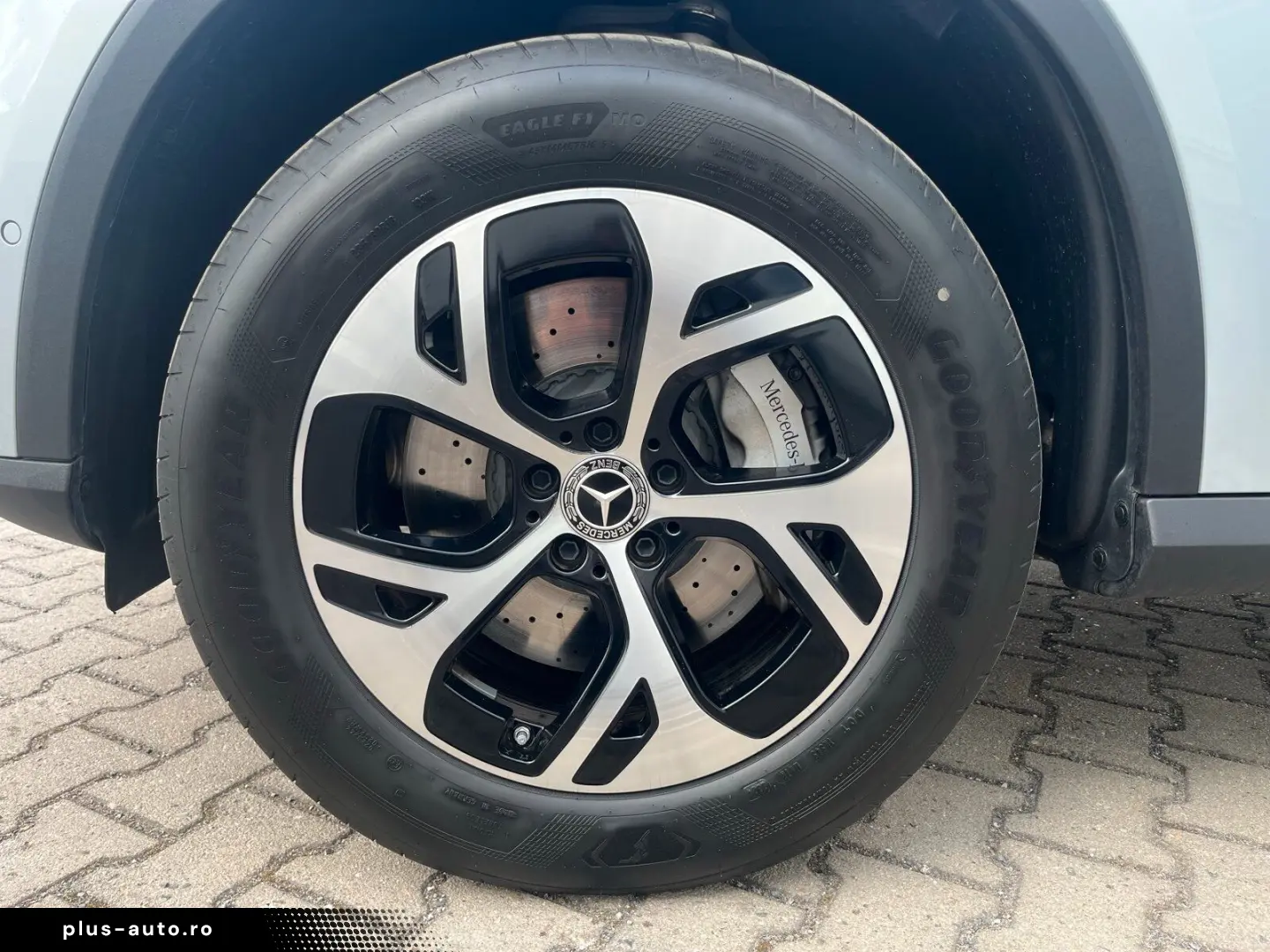 MERCEDES-BENZ GLC 300 e 4M Avantgarde Kamera LED
