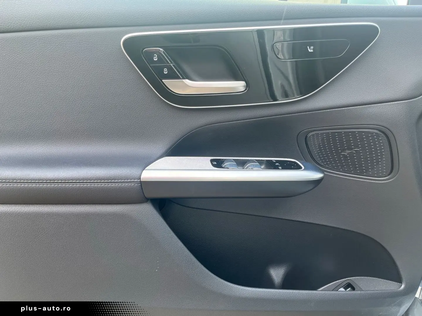 MERCEDES-BENZ GLC 300 e 4M Avantgarde Kamera LED