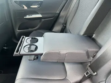 MERCEDES-BENZ GLC 300 e 4M Avantgarde Kamera LED