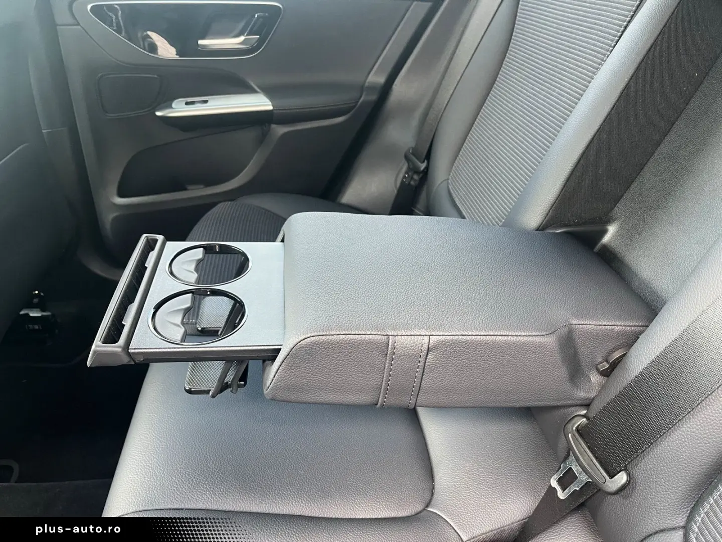 MERCEDES-BENZ GLC 300 e 4M Avantgarde Kamera LED
