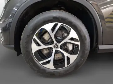 MERCEDES-BENZ GLC 300 e 4M Avantgarde