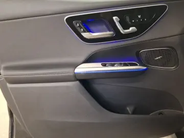 MERCEDES-BENZ GLC 300 e 4M Avantgarde