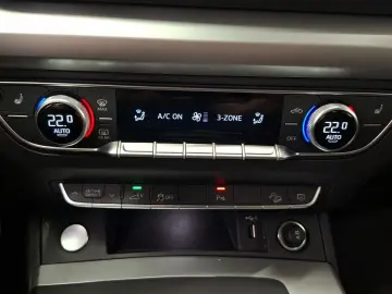 AUDI Q5 50 TFSIe
