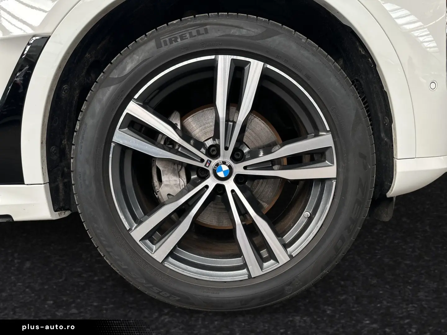 BMW X7 xDrive40i M Sport AHK Pano Autobahnass.