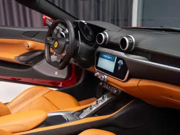 Ferrari Portofino JBL  Passenger Display R20