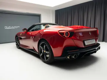 Ferrari Portofino JBL  Passenger Display R20