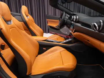 Ferrari Portofino JBL  Passenger Display R20