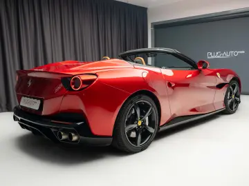 Ferrari Portofino JBL  Passenger Display R20