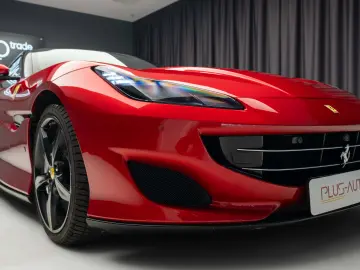 Ferrari Portofino JBL  Passenger Display R20