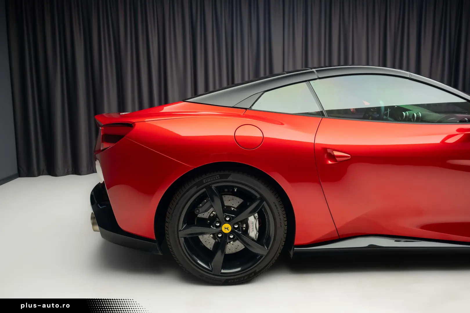 Ferrari Portofino JBL  Passenger Display R20