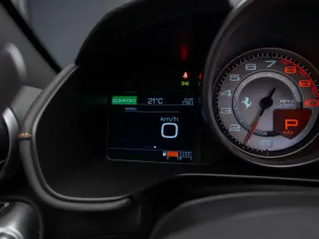 Ferrari Portofino JBL  Passenger Display R20
