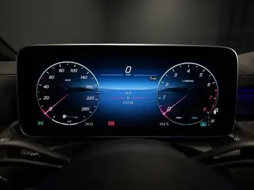 MERCEDES-BENZ CLE 300 4M Coupé AMG LED KAMERA KEYLES&hellip;