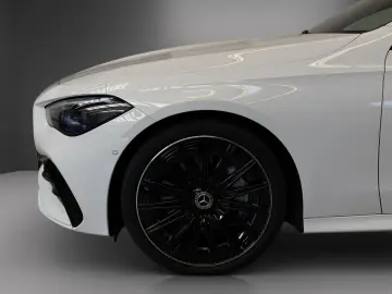 MERCEDES-BENZ CLE 450 4M AMG Pano NIGHT Digital Light 20