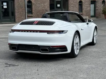 PORSCHE 992  911 Carrera Cabriolet