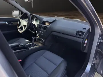 Mercedes-Benz C200 - Km. certificati! Rate fara avans!