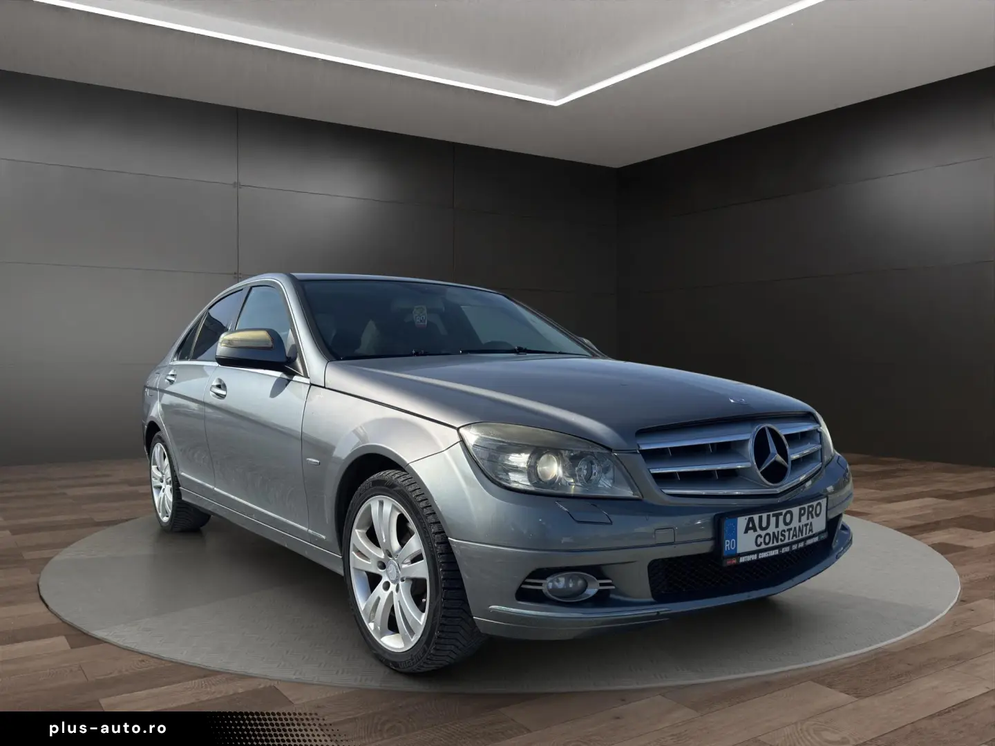Mercedes-Benz C200 - Km. certificati! Rate fara avans!