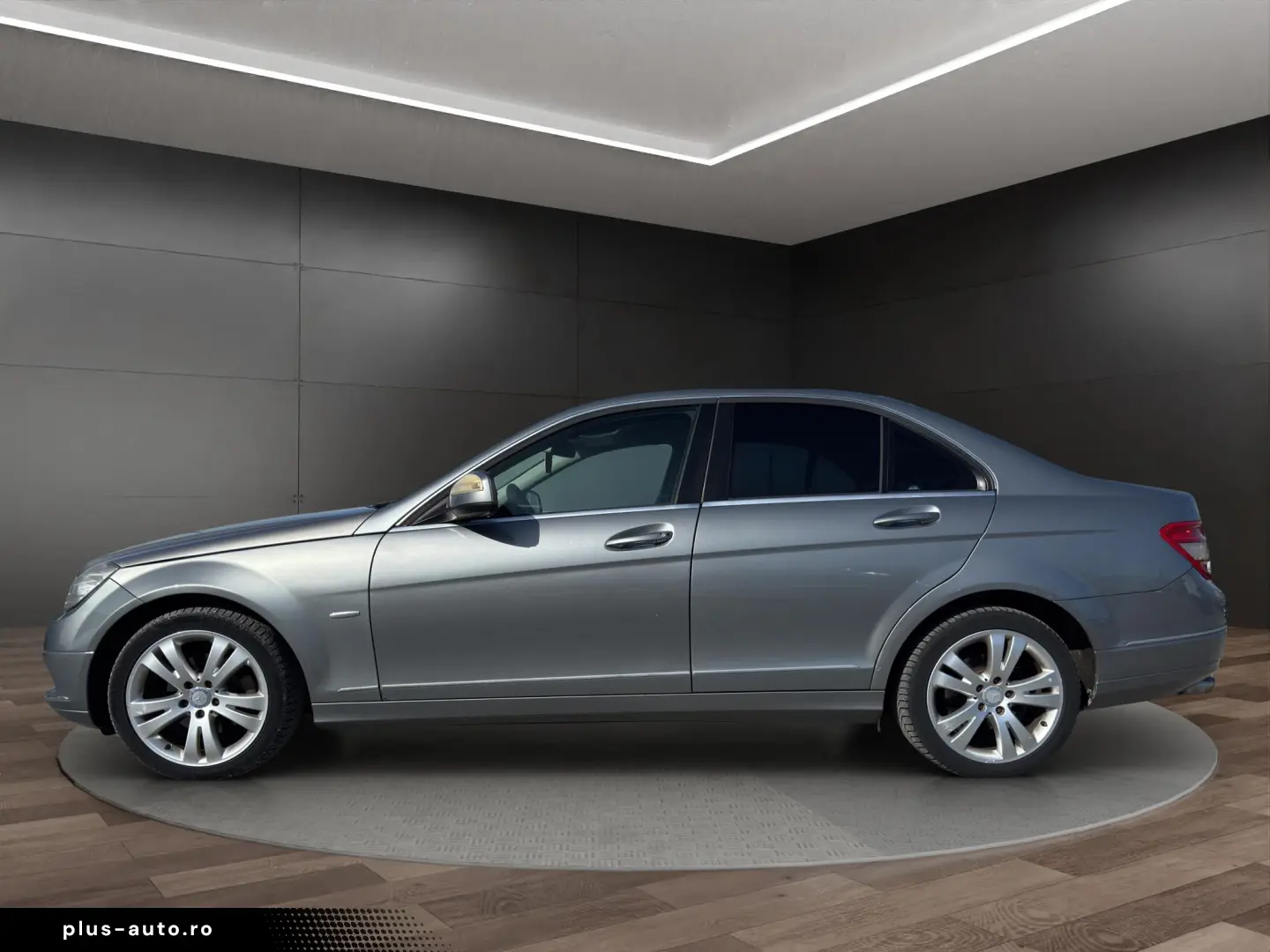 Mercedes-Benz C200 - Km. certificati! Rate fara avans!