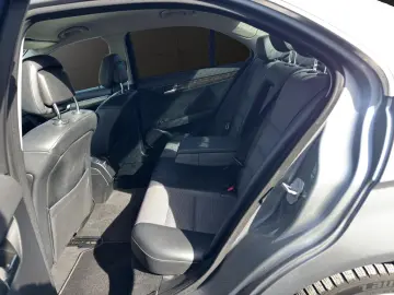 Mercedes-Benz C200 - Km. certificati! Rate fara avans!