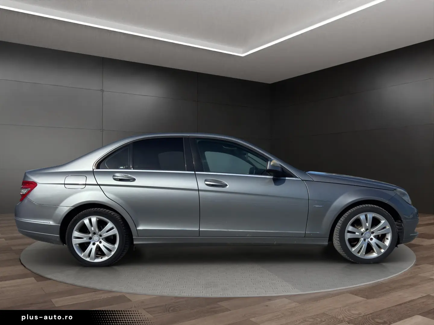 Mercedes-Benz C200 - Km. certificati! Rate fara avans!