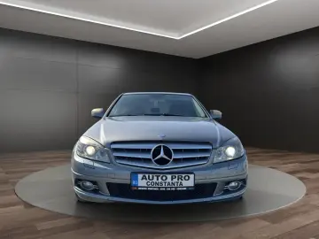 Mercedes-Benz C200 - Km. certificati! Rate fara avans!