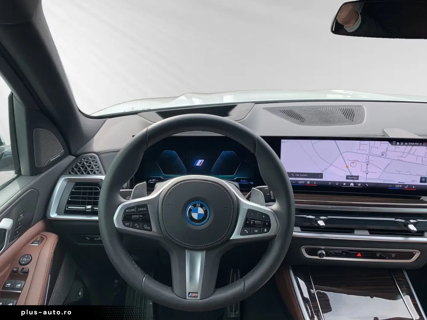 BMW X5 xDrive50e M Sport AHK Pano