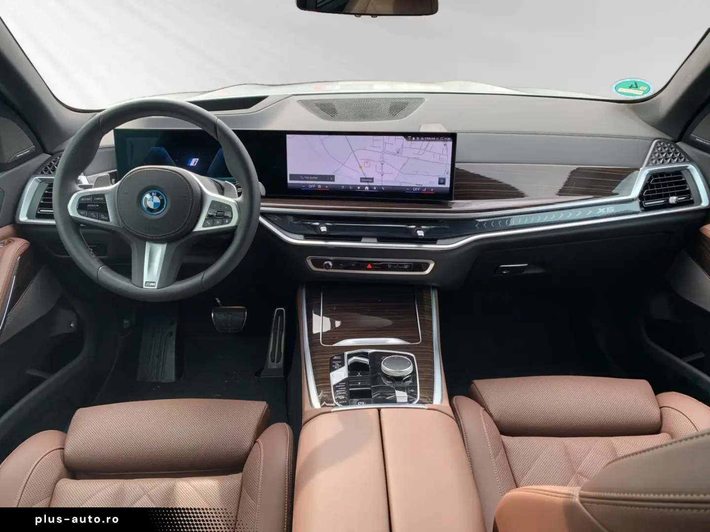 BMW X5 xDrive50e M Sport AHK Pano