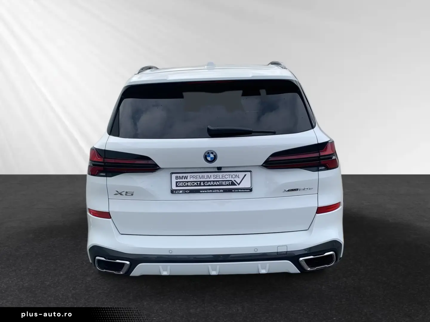 BMW X5 xDrive50e M Sport AHK Pano
