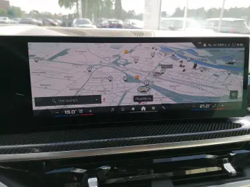 BMW X6 M60 xDrive M Sportpaket Pro HuD AHK Carbon
