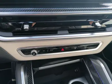 BMW X6 M60 xDrive M Sportpaket Pro HuD AHK Carbon
