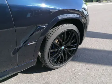 BMW X6 M60 xDrive M Sportpaket Pro HuD AHK Carbon