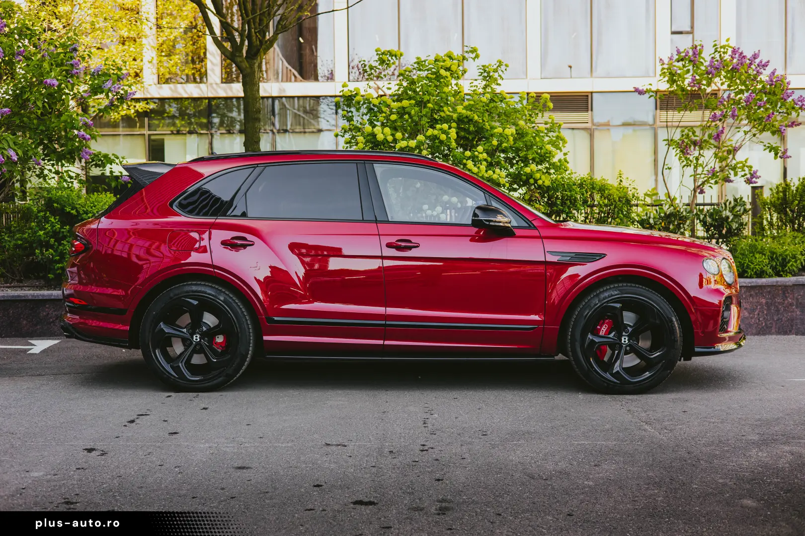 Bentley Bentayga Plug-in Hybrid