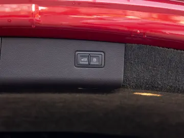 Bentley Bentayga Plug-in Hybrid