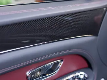 Bentley Bentayga Plug-in Hybrid