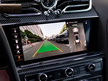 Bentley Bentayga Plug-in Hybrid
