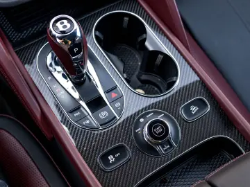 Bentley Bentayga Plug-in Hybrid