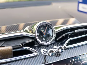 Bentley Bentayga Plug-in Hybrid