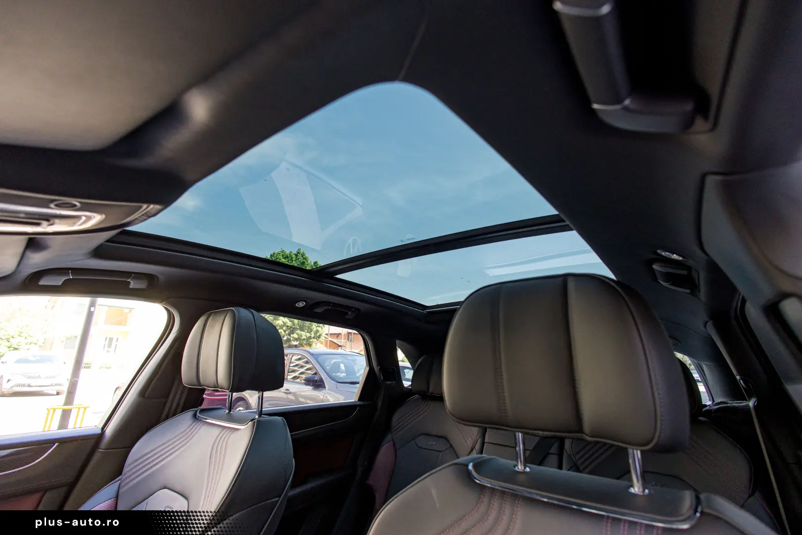 Bentley Bentayga Plug-in Hybrid