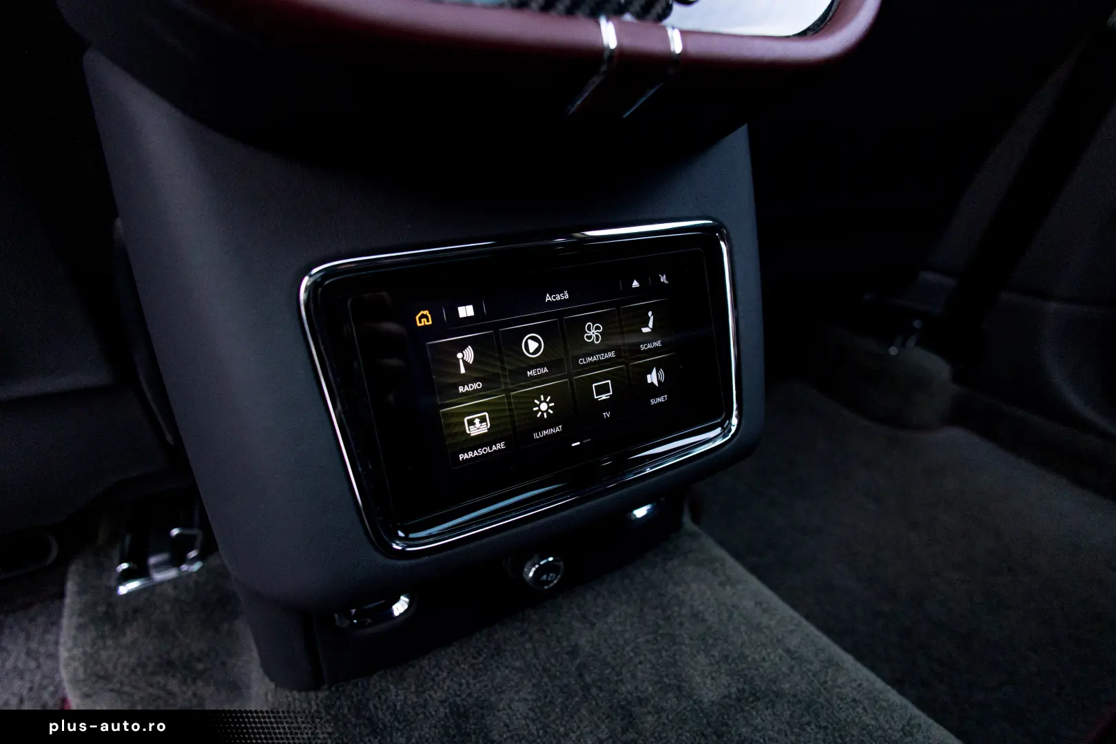 Bentley Bentayga Plug-in Hybrid
