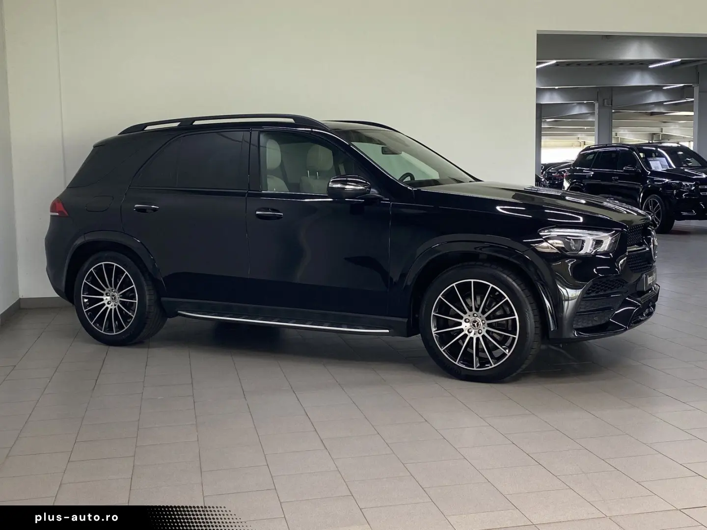 MERCEDES-BENZ GLE 400 d 4M AMG NIGHT PANO AHK AIRMAT&hellip;