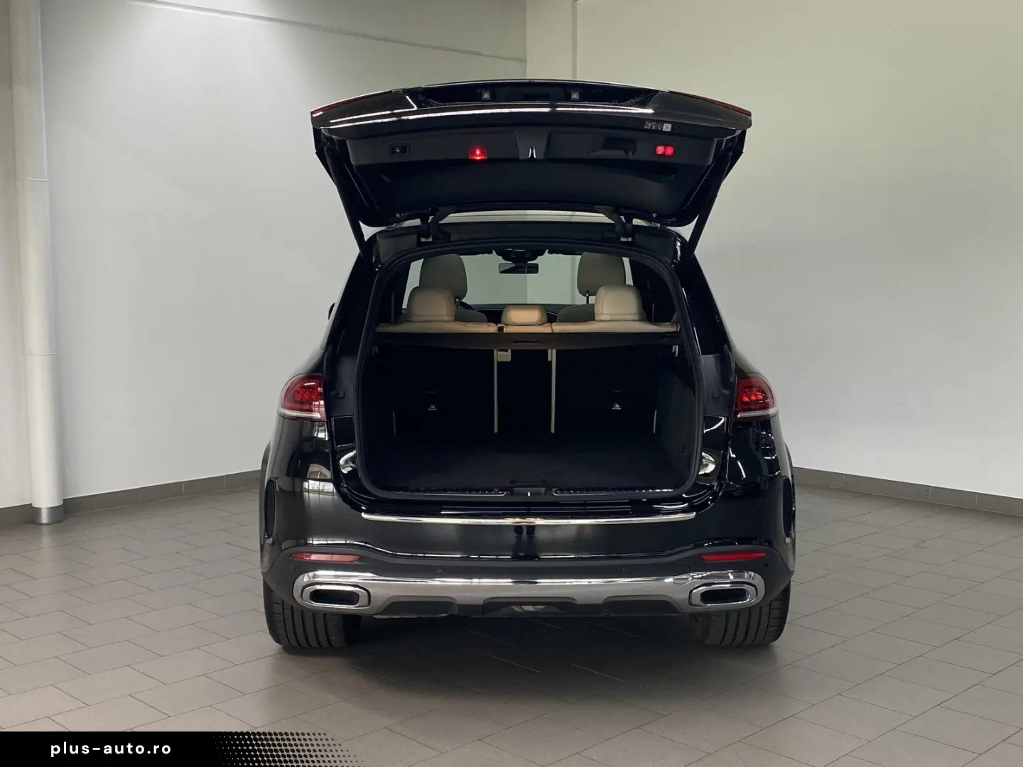 MERCEDES-BENZ GLE 400 d 4M AMG NIGHT PANO AHK AIRMAT&hellip;